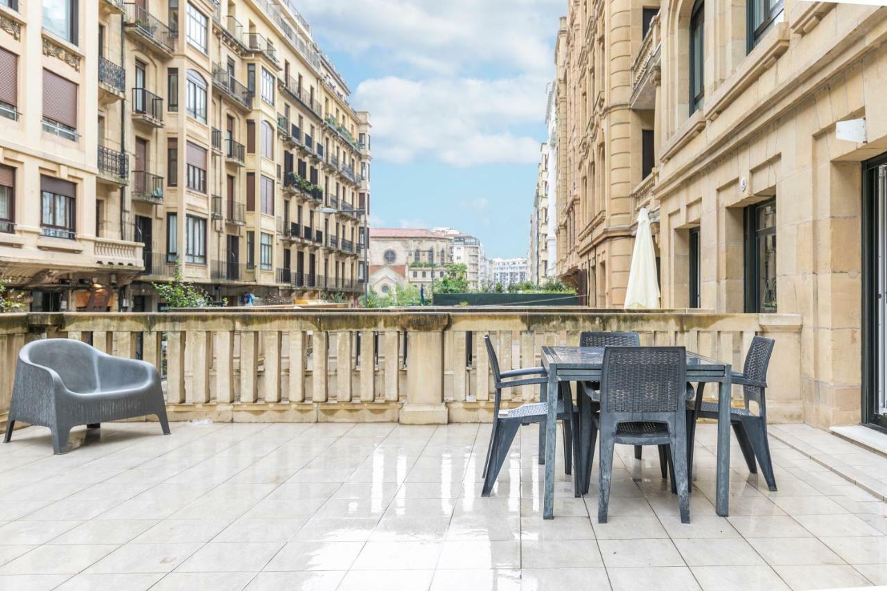 Zurriola Suites By Forever Rentals San Sebastian Ngoại thất bức ảnh
