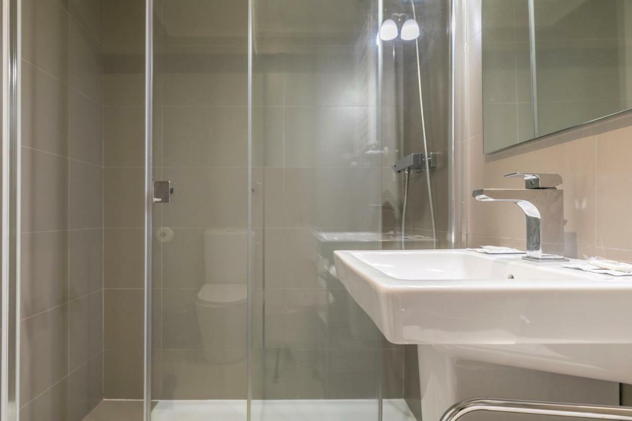 Zurriola Suites By Forever Rentals San Sebastian Ngoại thất bức ảnh